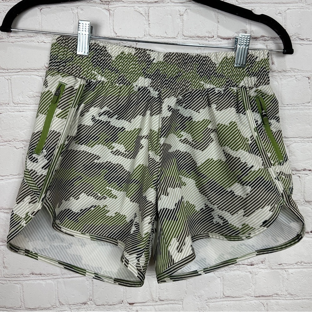 Athletic Works women's green camo active athletic workout gym shorts, sz XS